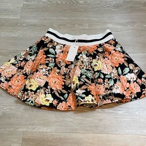 Nameless Skirt  Small